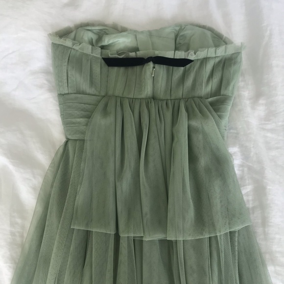 COPY - Vera Wang original bridesmaid / prom dress. Size 4 - Picture 7 of 10
